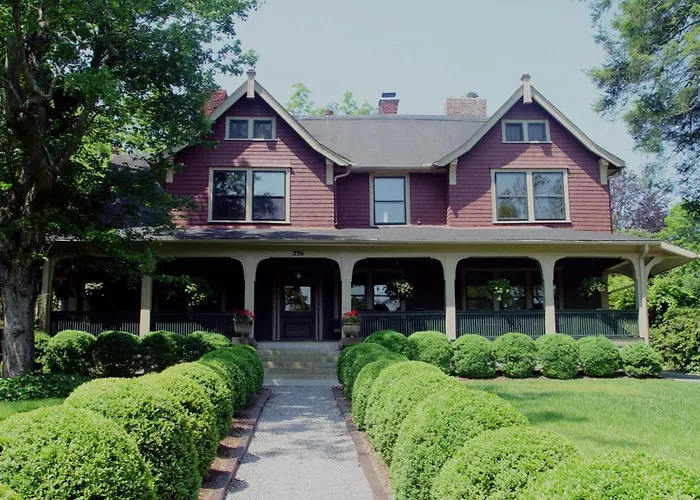 1900 Inn On Montford